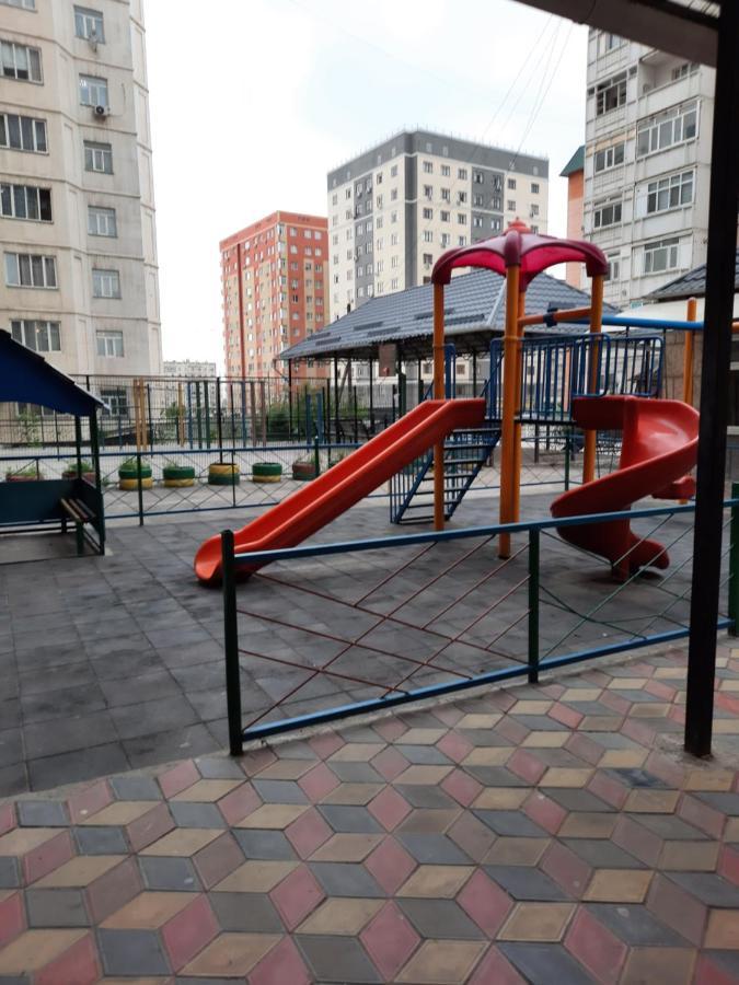Diplomat Apartments Biskek Kültér fotó